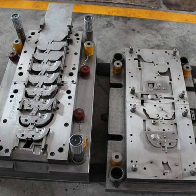 青島級進模加工與塑料制品制造 海培德商貿(mào)的專業(yè)服務(wù)